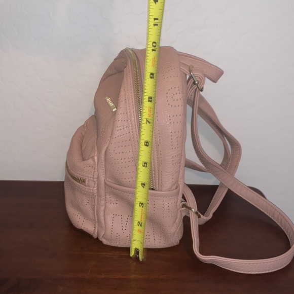⭐️❤️HOST PICK❤️⭐️STEVE MADDEN BRAND NEW BACKPACK - Picture 11 of 13